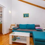 1 Bedroom Cozy In Krk Apartament *