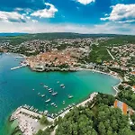 Apartament 1 Bedroom Cozy In Krk Veglia
