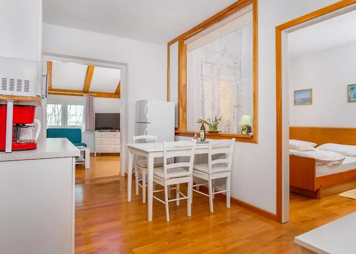 1 Bedroom Cozy In Krk *