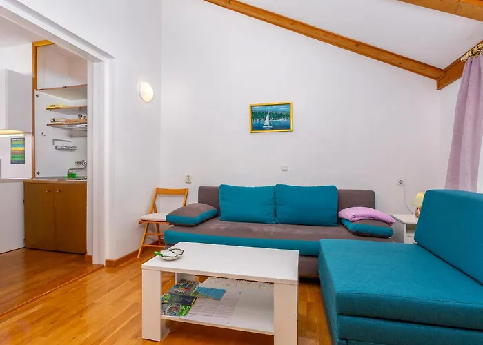 1 Bedroom Cozy In Krk Apartamento *